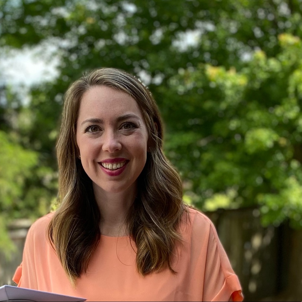 Meet your Posher, Laura